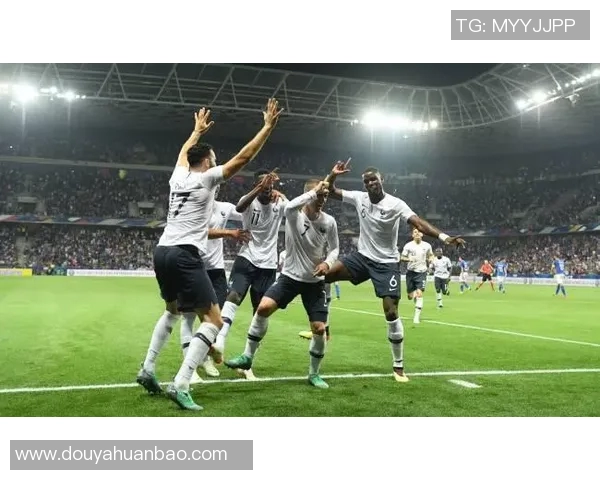 喀麦隆现役足球明星集结 盘点2023年最具影响力球员与其成就 喀麦隆现役足球明星集结 盘点2023年最具影响力球员与其成就