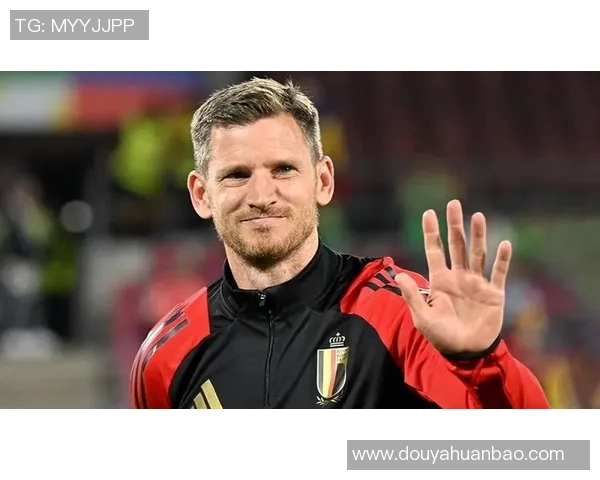 比利时足球传奇球星回顾与历史贡献解析 比利时足球传奇球星回顾与历史贡献解析